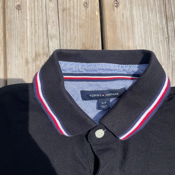 Black Tommy Hilfiger Polo Shirt (S) - Picture 6 of 6